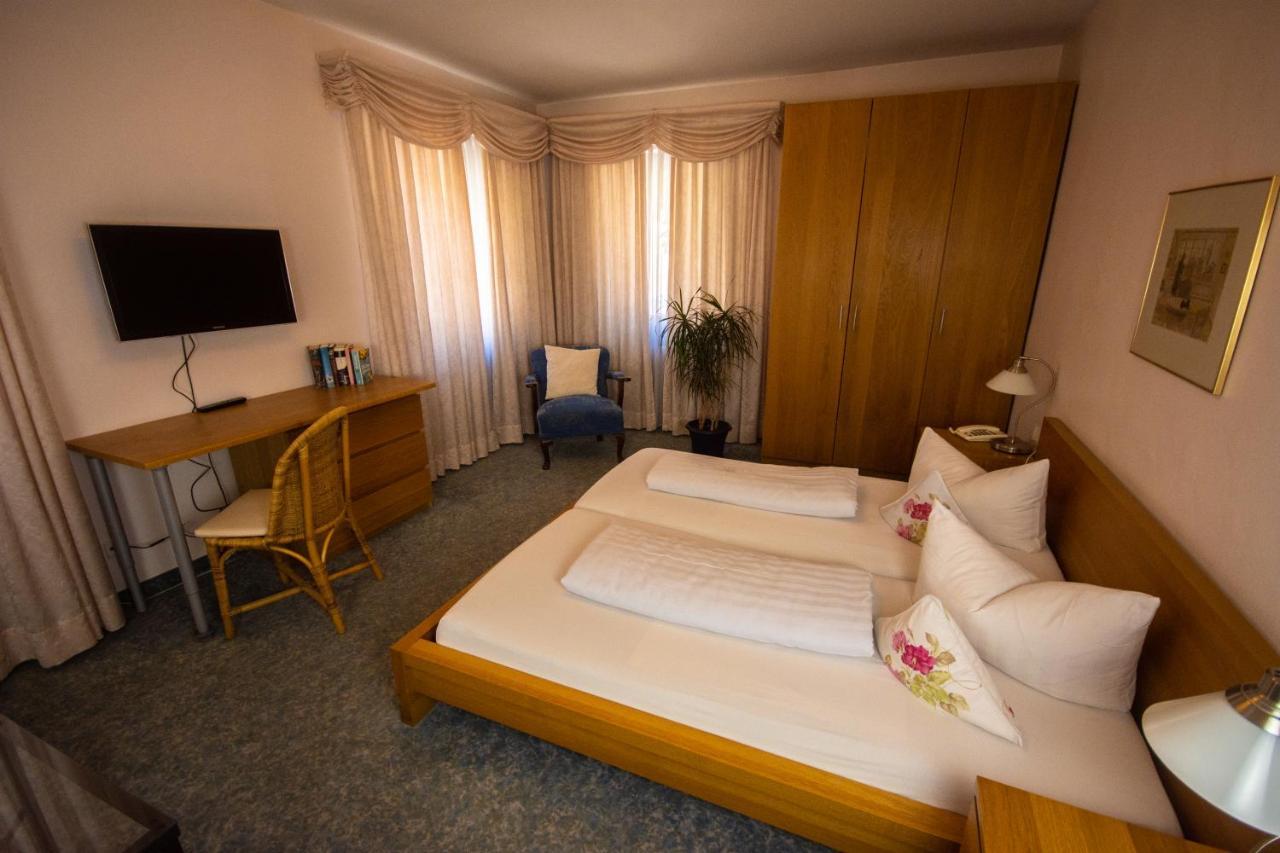 Kaiserstuehler-Hof Breisach Екстер'єр фото